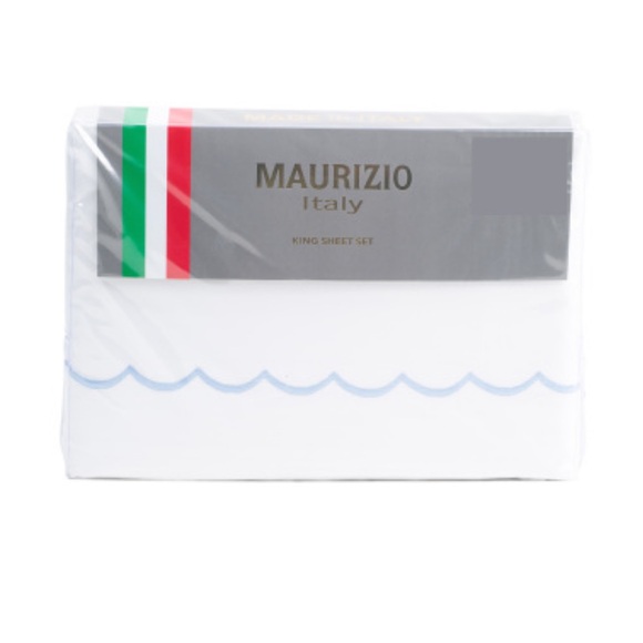 Italian Scalloped Luxury Sheet Set White w Black Trim - Fits King or Queen
